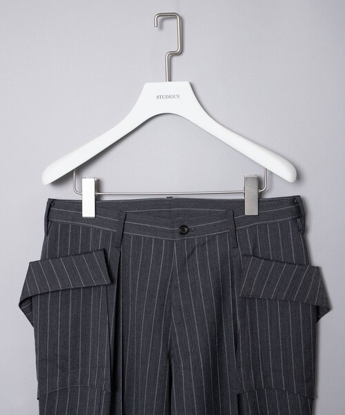 sulvam（サルバム）の「ストライプストレートスラックス（スラックス・メンズ・グレー・S/M/L）」の6枚目の写真