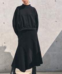 アシンメトリーヘムスカート