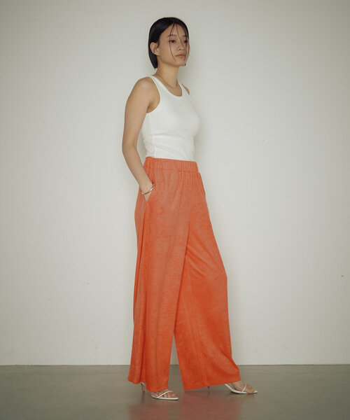 earthy（アーシー）の「BASICリブタンクトップ（タンクトップ・レディース・ブラック/ブルー/ブラウン/ホワイト・SMALL/MEDIUM）」の14枚目の写真