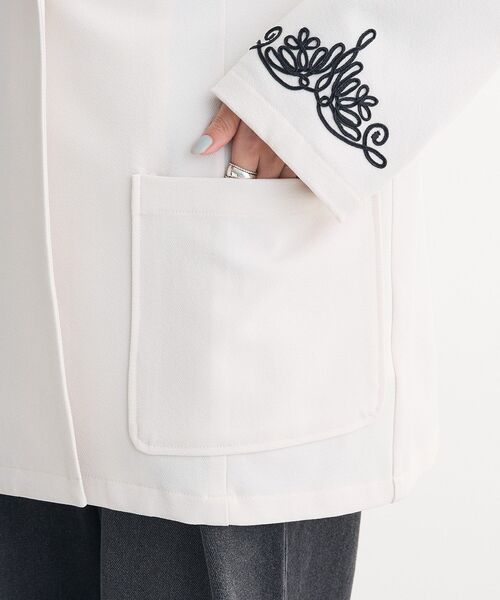 ELENCARE DUE（エレンカーレデュエ）の「・ELENCARE DUE 袖コード刺繍ジャケット（テーラードジャケット・レディース・チャコールグレー/アイボリー/ミント・FREE）」の16枚目の写真