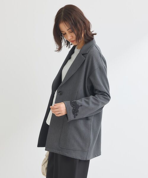 ELENCARE DUE（エレンカーレデュエ）の「・ELENCARE DUE 袖コード刺繍ジャケット（テーラードジャケット・レディース・チャコールグレー/アイボリー/ミント・FREE）」の21枚目の写真