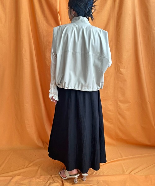 LHELBIE（レルビエ）の「ドロストヘムショートジレ（ベスト・レディース・ブラック/ライトグレー・M）」の12枚目の写真
