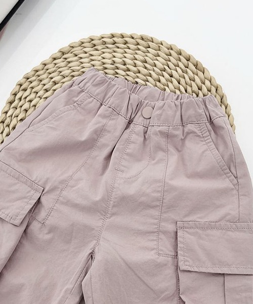 aimoha（アイモハ）の「【aimoha-KIDS-】ポケットキッズカーゴパンツ（カーゴパンツ・キッズ・ブラック/ベージュ/オフホワイト/ピンク/グリーン・90/100/110/120/130）」の8枚目の写真