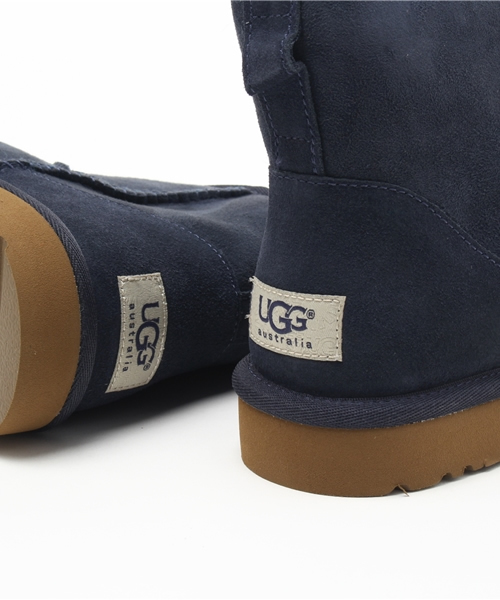 UGG Australia(アグオーストラリア)の「UGG australia ショートブーツ(ブーツ・レディース・ネイビー/ブラック/ブラウン・7/8/6/5)」の11枚目の写真