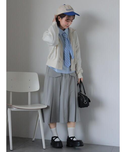 ehka sopo（エヘカソポ）の「ミニ裏毛ジップスウェット（Tシャツ/カットソー・レディース・グレー/モカ/キナリ・F）」の16枚目の写真