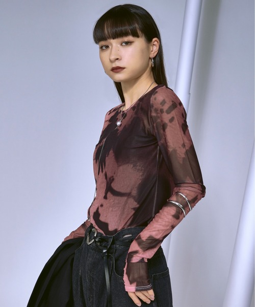 Ezick(エジック)の「Nuance spring ロゴニュアンスシアートップス(Tシャツ/カットソー・レディース・ピンク/ネイビー/ブラック・FREE)」の19枚目の写真