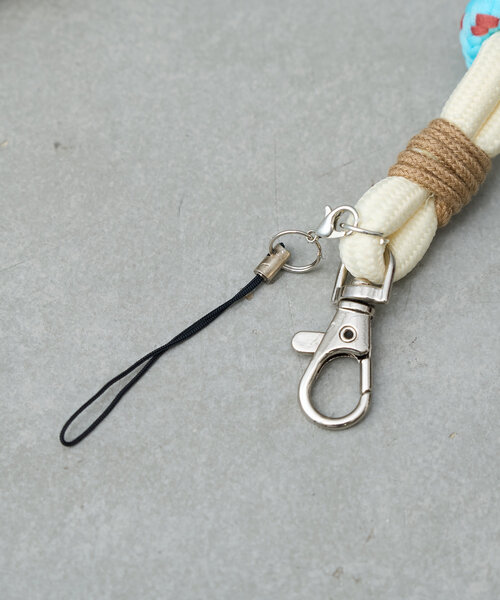 BIRTHDAY BAR（バースデイバー）の「パラコードファンストラップ ショート（スマホグッズ・レディース・ブルー系その他/イエロー/ピンク・0）」の6枚目の写真