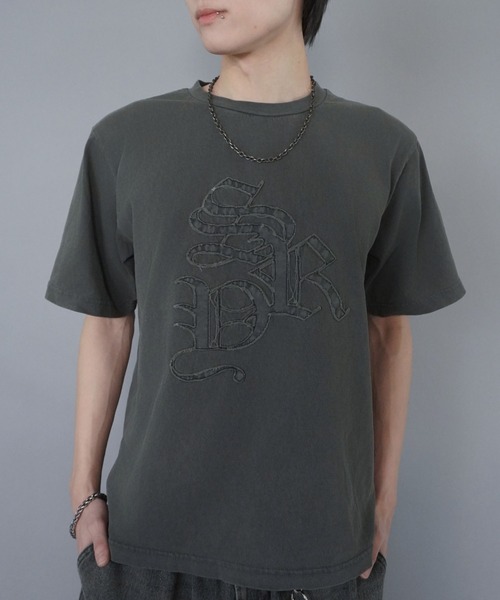 セール】ヴィンテージライクピグメントTシャツ/パッチワークロゴ