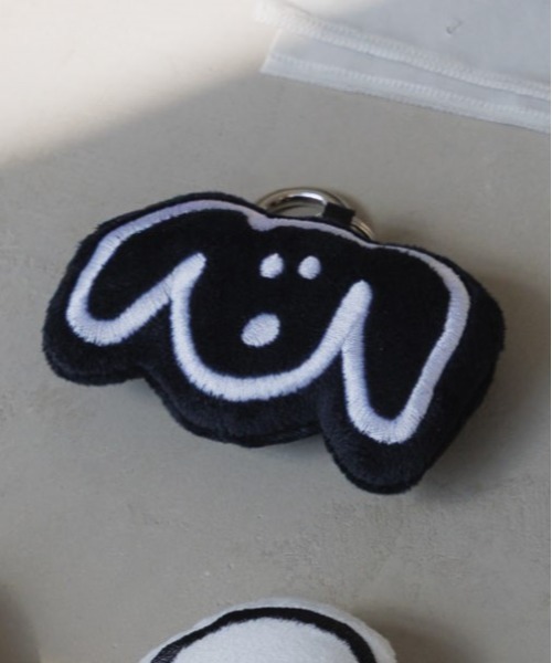 ALAND（エーランド）の「ALAND×INAPSQUARE／フカフカキーホルダー（キーホルダー・レディース・その他6/その他1/その他2/その他3/その他5/その他4・FREE）」の4枚目の写真