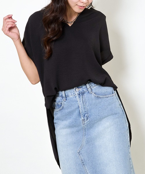GORGE(ゴージ)の「《ゆるっとスキッパー》レディース チュニックトップス 体型カバー 半袖 夏服(チュニック・レディース・ブラック/オフホワイト/ブルー・F)」の2枚目の写真