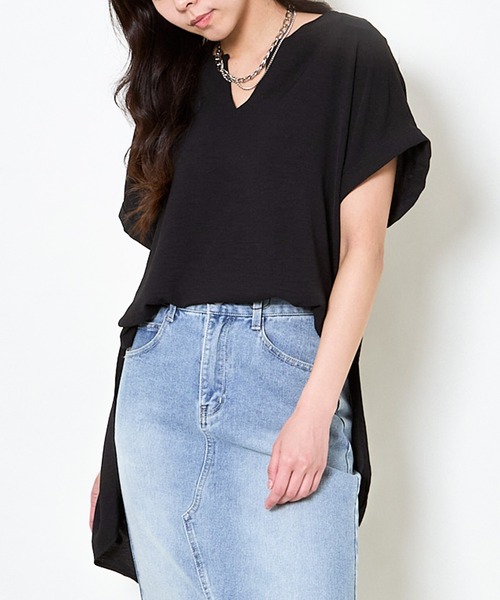 GORGE(ゴージ)の「《ゆるっとスキッパー》レディース チュニックトップス 体型カバー 半袖 夏服(チュニック・レディース・ブラック/オフホワイト/ブルー・F)」の13枚目の写真