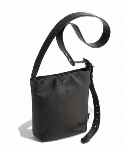 UNTRACK（アントラック）の「CITY PLUS /THE BUCKET TOTE ショルダーバッグ 60361（トートバッグ・メンズ・ブラック・FREE）」の6枚目の写真