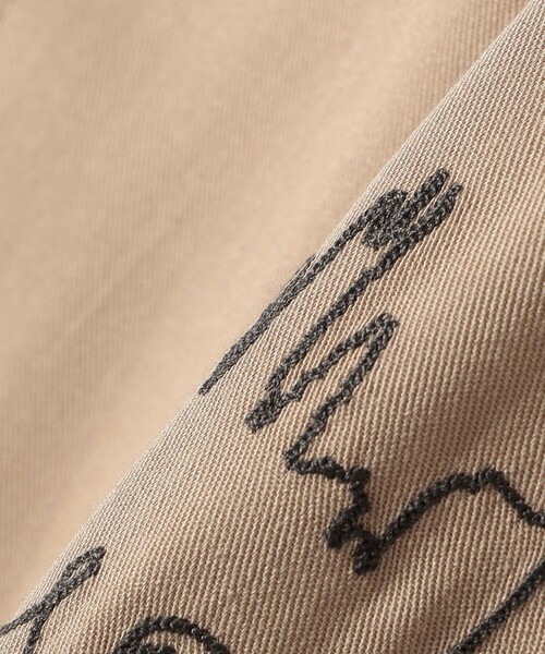 UNIVERSAL OVERALL(ユニバーサルオーバーオール)の「UNIVERSAL OVERALL: ワーク 刺しゅう シャツ(シャツ/ブラウス・レディース・ライトブルー/ベージュ・ONE SIZE)」の8枚目の写真