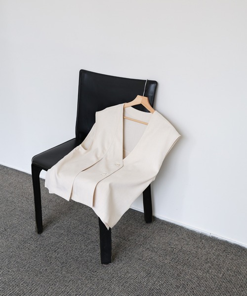 select MOCA Et（セレクトモカエト）の「【Et】No-collar vest and slacks set-up（セットアップ・レディース・ブラック/アイボリー・MEDIUM/LARGE）」の20枚目の写真