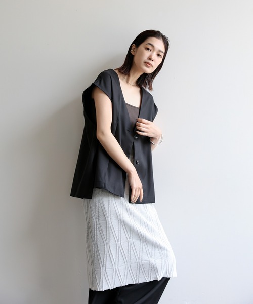 select MOCA Et（セレクトモカエト）の「【Et】No-collar vest and slacks set-up（セットアップ・レディース・ブラック/アイボリー・MEDIUM/LARGE）」の22枚目の写真