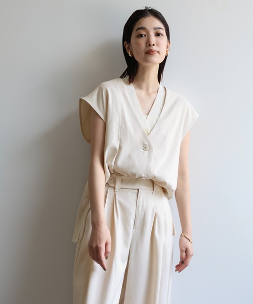 select MOCA Et（セレクトモカエト）の「【Et】No-collar vest and slacks set-up（セットアップ・レディース・ブラック/アイボリー・MEDIUM/LARGE）」の7枚目の写真