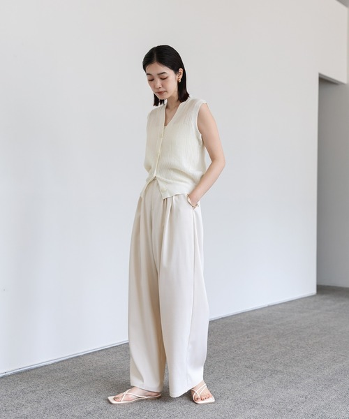 select MOCA Et（セレクトモカエト）の「【Et】No-collar vest and slacks set-up（セットアップ・レディース・ブラック/アイボリー・MEDIUM/LARGE）」の12枚目の写真