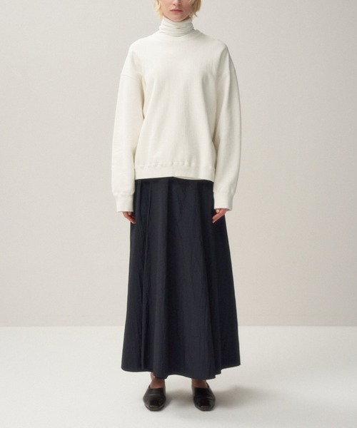 ATON（エイトン）の「ATON GARMENT DYED URAKE ORVERSIZED KKAGGM0101（スウェット・メンズ・ホワイト/ブラック・LARGE）」の3枚目の写真