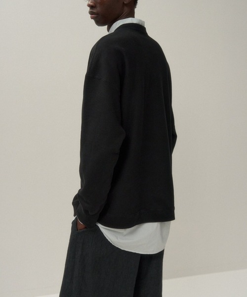 ATON（エイトン）の「ATON GARMENT DYED URAKE ORVERSIZED KKAGGM0101（スウェット・メンズ・ホワイト/ブラック・LARGE）」の4枚目の写真