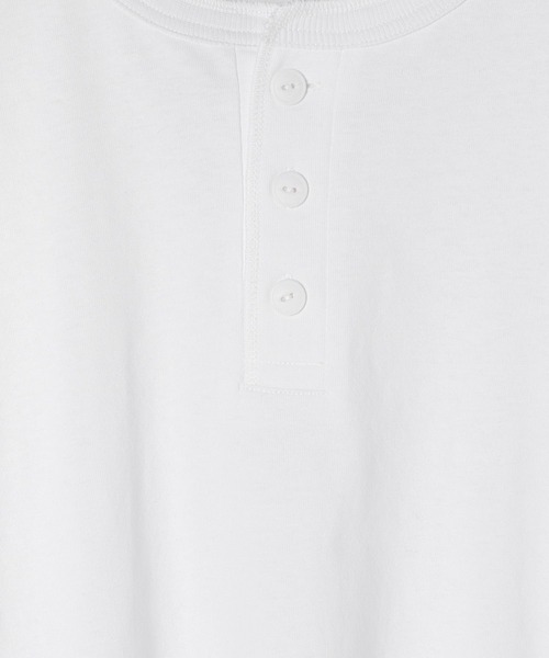 3.3 Field Trip （3.3フィールドトリップ）の「3.3 Field Trip／ヘンリーネックカット半袖（Tシャツ/カットソー・メンズ・グレー/レッド/ホワイト/ブラック・MEDIUM/LARGE）」の10枚目の写真