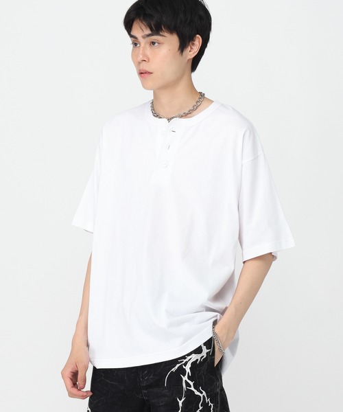 3.3 Field Trip （3.3フィールドトリップ）の「3.3 Field Trip／ヘンリーネックカット半袖（Tシャツ/カットソー・メンズ・グレー/レッド/ホワイト/ブラック・MEDIUM/LARGE）」の18枚目の写真