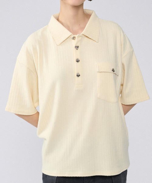 ONCILY(オンシェリー)の「SILVER BUTTON RIB-CUT POLO SHIRT / シルバーボタンリブカットポロシャツ(ポロシャツ・メンズ・ブルー/ブラック/アイボリー/ネイビー・LARGE/SMALL/MEDIUM)」の5枚目の写真
