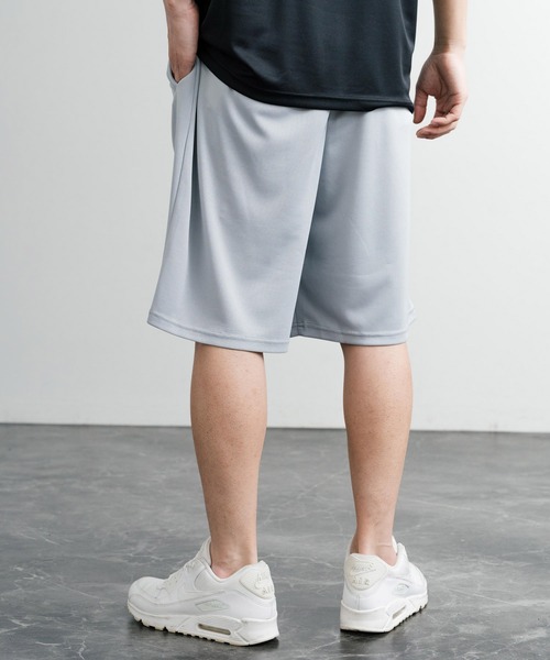 FILA(フィラ)の「FILA フィラ QUICKDRY 吸汗速乾ワンポイントロゴ刺繍メッシュハーフパンツ(その他パンツ・メンズ・ブラック/ライトグレー/ネイビー・M/L/LL)」の9枚目の写真