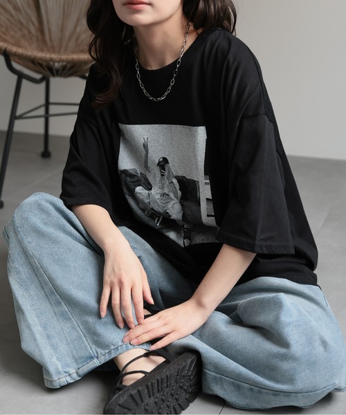 ap retro(アプレトロ)の「フォトプリント半袖BigTee(Tシャツ/カットソー・レディース・オートミール/ブラック/ホワイト/ネイビー・FREE)」の2枚目の写真