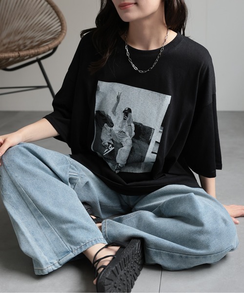 ap retro(アプレトロ)の「フォトプリント半袖BigTee(Tシャツ/カットソー・レディース・オートミール/ブラック/ホワイト/ネイビー・FREE)」の12枚目の写真