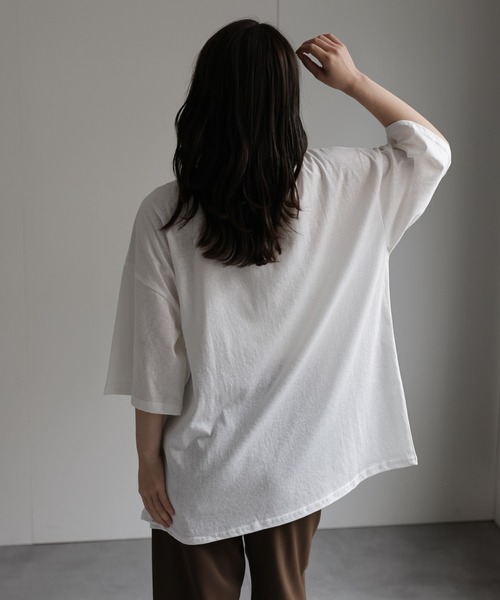 ap retro(アプレトロ)の「フォトプリント半袖BigTee(Tシャツ/カットソー・レディース・オートミール/ブラック/ホワイト/ネイビー・FREE)」の11枚目の写真
