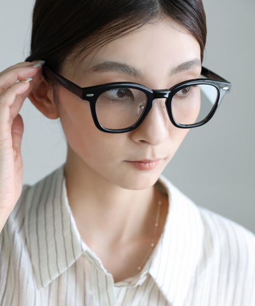 select MOCA(セレクトモカ)の「ウェリントン調光サングラス(サングラス・レディース・ブラウン/ブラック系その他/ブラック・FREE)」の16枚目の写真