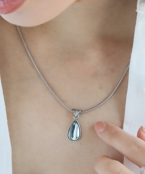 入荷nowオンラインストア セール】金属アレルギー対応 しずく型ガラスペンダント アクセサリー