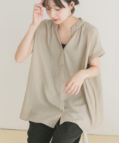 ITEMS URBANRESEARCH（アイテムズ アーバンリサーチ）の「フリルスキッパーブラウス（シャツ/ブラウス・レディース・ブラック/ホワイト/ライトベージュ・FREE）」の11枚目の写真