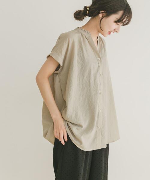 ITEMS URBANRESEARCH（アイテムズ アーバンリサーチ）の「フリルスキッパーブラウス（シャツ/ブラウス・レディース・ブラック/ホワイト/ライトベージュ・FREE）」の13枚目の写真