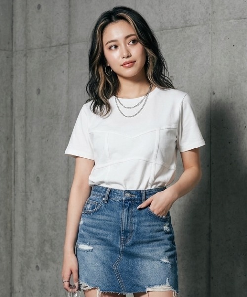 DIP IN CHOCOLATE(ディップインチョコレート)の「ビスチェ風デザインTシャツ【DIP IN CHOCOLATE】(Tシャツ/カットソー・レディース・ブラック/オフホワイト/チャコールグレー/ブラウン・F)」の2枚目の写真