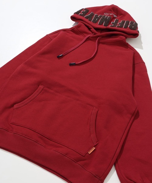 KRIFF MAYER(クリフメイヤー)の「サガラ刺繍裏起毛パーカー(フードロゴ)(スウェット・メンズ・パープル/チャコール/カラフル/グリーン/レッド/ブラウン/グレー/ナチュラル・MEDIUM/X-LARGE/LARGE)」の7枚目の写真