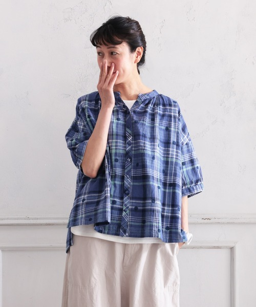 soulberry(ソウルベリー)の「みず玉とチェックのブラウス(シャツ/ブラウス・レディース・ブルー・5L/4L/3L/LL/L/M)」の17枚目の写真