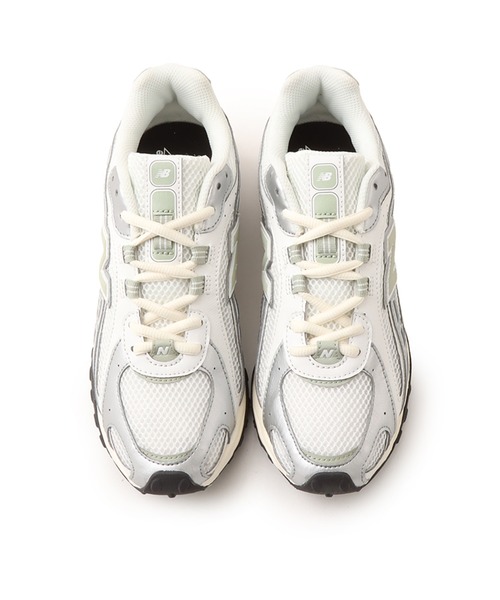 NEW BALANCE（ニューバランス）の「New Balance U204LSWB / ニューバランス U204LSWB（スニーカー・メンズ・ホワイト・25.0cm/24.5cm/24.0cm/23.5cm/23.0cm）」の2枚目の写真