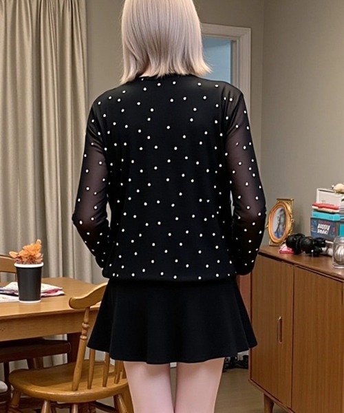 .KOM（ドットコム）の「A'GEM/9 × .kom 『.KOMZ/ドットケーオーエムゼット』 /ハート透かし編みシアートップス（カーディガン/ボレロ・レディース・ブラック/オフホワイト・FREE）」の16枚目の写真