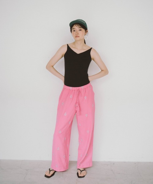 THEATRE PRODUCTS（シアタープロダクツ）の「エンブロイダリーパンツ（その他パンツ・レディース・ホワイト/ピンク/ブラック・FREE）」の20枚目の写真