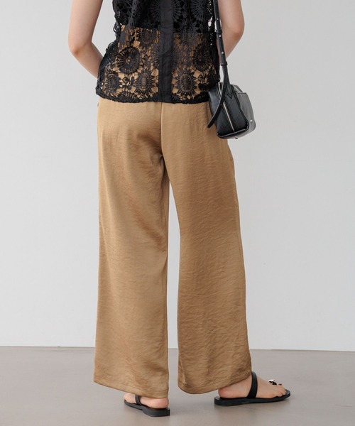 BAYFLOW（ベイフロー）の「ウエストシャーリングサテンパンツ（その他パンツ・レディース・ブラウン/ブラック/カーキ・FREE/X-SMALL）」の9枚目の写真