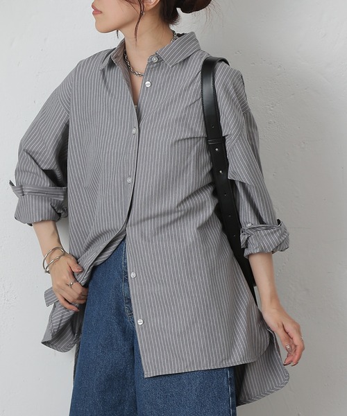 COLONY 2139（コロニートゥーワンスリーナイン）の「ストライプリラックスオーバーシャツ（シャツ/ブラウス・レディース・グレー/サックスブルー/ネイビー・FREE）」の4枚目の写真