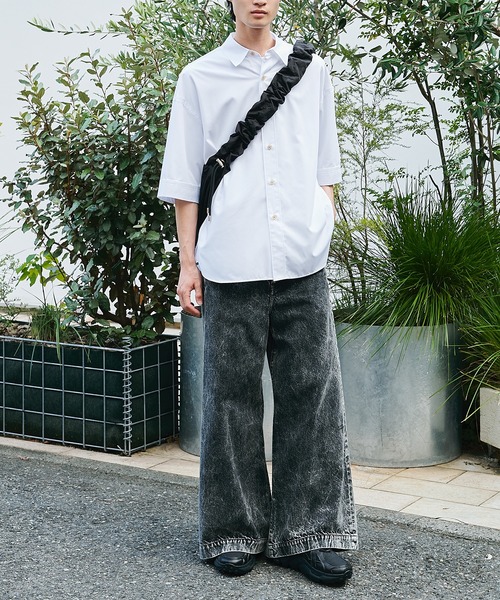 STUDIOUS(ステュディオス)の「【STUDIOUS】3WAY ROUND SHOULDER BAG/ドローコードショルダーバッグ(ショルダーバッグ・メンズ・ブラック・FREE)」の6枚目の写真