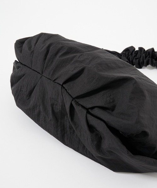 STUDIOUS(ステュディオス)の「【STUDIOUS】3WAY ROUND SHOULDER BAG/ドローコードショルダーバッグ(ショルダーバッグ・メンズ・ブラック・FREE)」の15枚目の写真