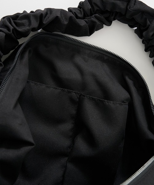 STUDIOUS(ステュディオス)の「【STUDIOUS】3WAY ROUND SHOULDER BAG/ドローコードショルダーバッグ(ショルダーバッグ・メンズ・ブラック・FREE)」の17枚目の写真