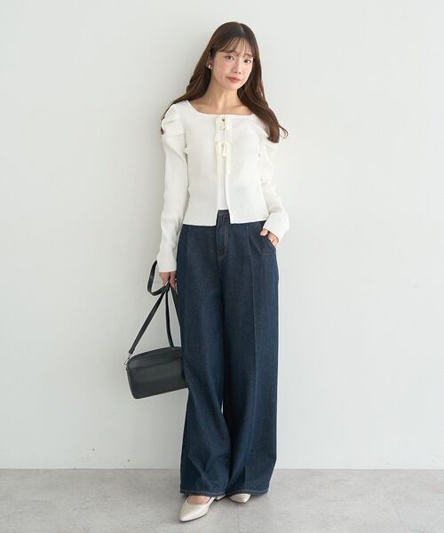 earth music&ecology（アースミュージックアンドエコロジー）の「ハイウエストデニムパンツ（デニムパンツ・レディース・ライトインディゴブルー/インディゴブルー・S/M）」の19枚目の写真