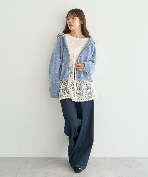 earth music&ecology（アースミュージックアンドエコロジー）の「ハイウエストデニムパンツ（デニムパンツ・レディース・ライトインディゴブルー/インディゴブルー・S/M）」の18枚目の写真