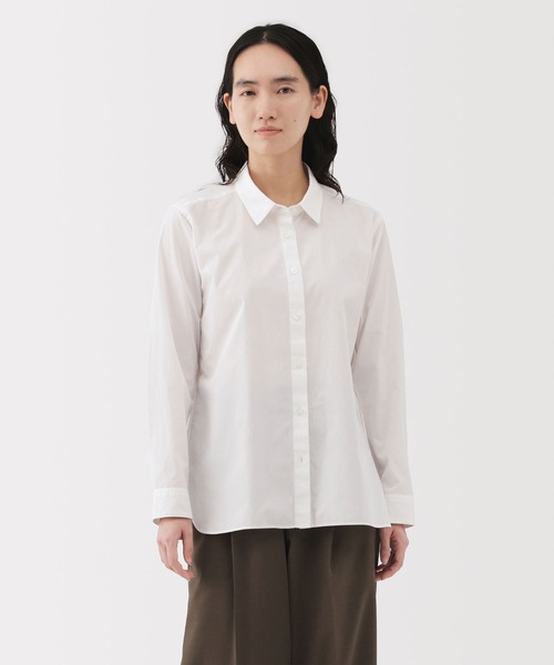 無印良品(ムジルシリョウヒン)の「婦人 洗いざらし ブロードレギュラーカラー長袖シャツ(シャツ/ブラウス・レディース・ネイビー系/グレー系/ブラウン系/ホワイト系/ピンク系/ホワイト・XL/L/M/S)」の2枚目の写真