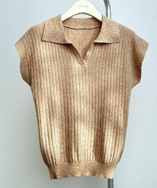 maison de LATIR(メゾンドラティール)の「リラクシーな夏服リブ半袖ポロサマーニット(Tシャツ/カットソー・レディース・ベージュ/ホワイト/ワイン/ブラック・FREE)」の9枚目の写真
