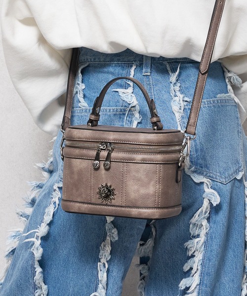 EVRIS（エヴリス）の「【EVRIS/エヴリス】SUNNY メタル　アンティーク　 バニティ　バッグ（ショルダーバッグ・レディース・グレイッシュベージュ/シルバー/ブラック・FREE）」の7枚目の写真